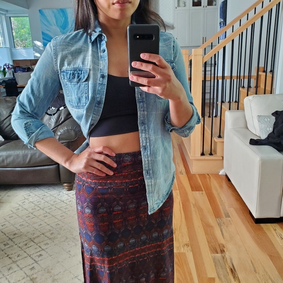 American Eagle Acid Wash denim button down Top - Picture 3 of 6